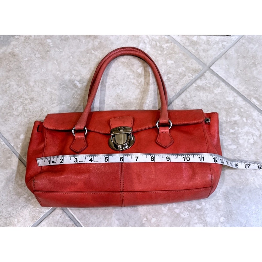 Wilsons Leather Pelle Studio‎ Coral Red Leather Shoulder Bag Push Lock Flap - Picture 7 of 13